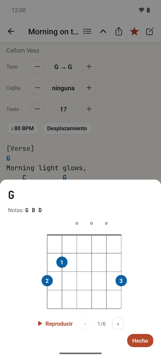 La tarjeta de acorde mostrando un diagrama, notas y un botón de reproducir