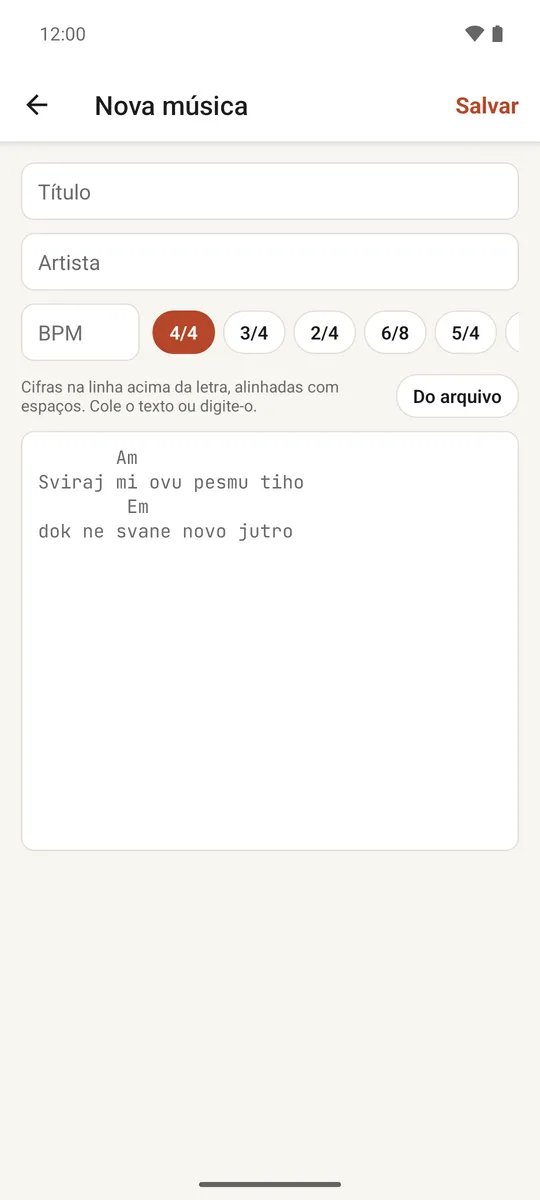 A tela de nova música com título, artista e um editor de texto de acordes acima da letra