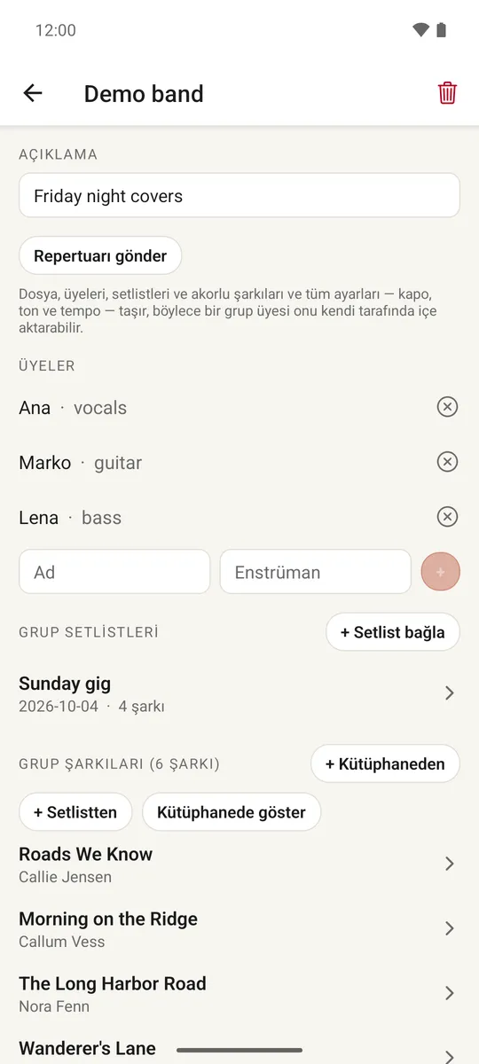 Üyeler, enstrümanlar ve grup şarkılarının listesi bulunan bir grup ekranı